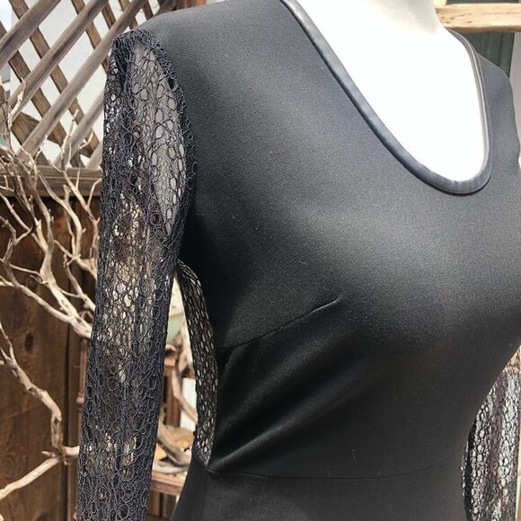 Robert Rodriguez Lace Sleeves Scoop Neck Mini LBD - Picture 5 of 11